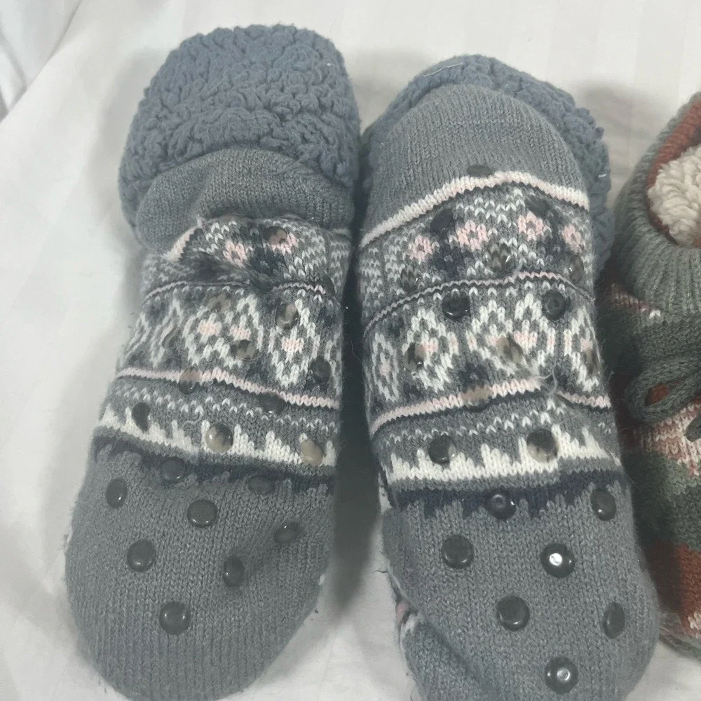 JoySpun Kids Slipper Socks 2-Pack Raccoon Mountain Fair Isle Non-Slip 4-10 NEW